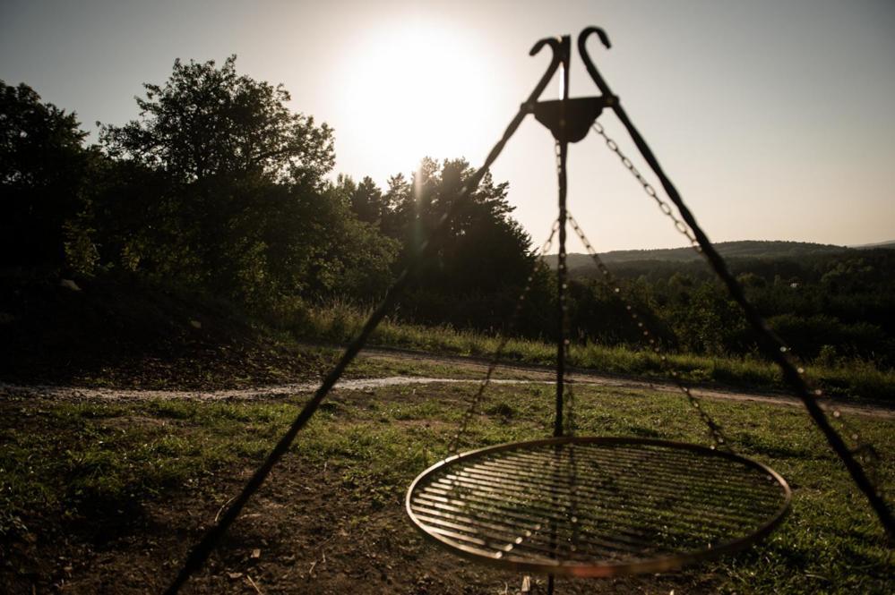 Jurty Z Widokiem, Prywatna Balia- Dzikolas Glamping Krasnobród エクステリア 写真