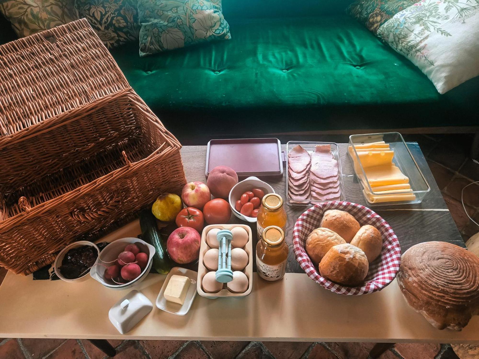 Jurty Z Widokiem, Prywatna Balia- Dzikolas Glamping Krasnobród エクステリア 写真